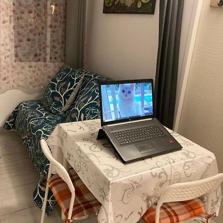 Apartmán Au Havre De Paix Garéoult Exteriér fotografie